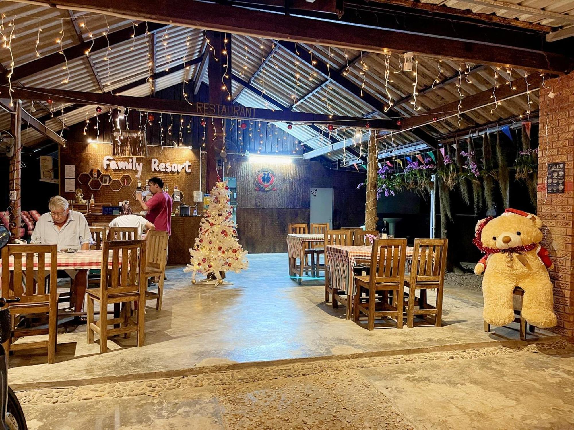 Family Resort Koh Phayam Extérieur photo
