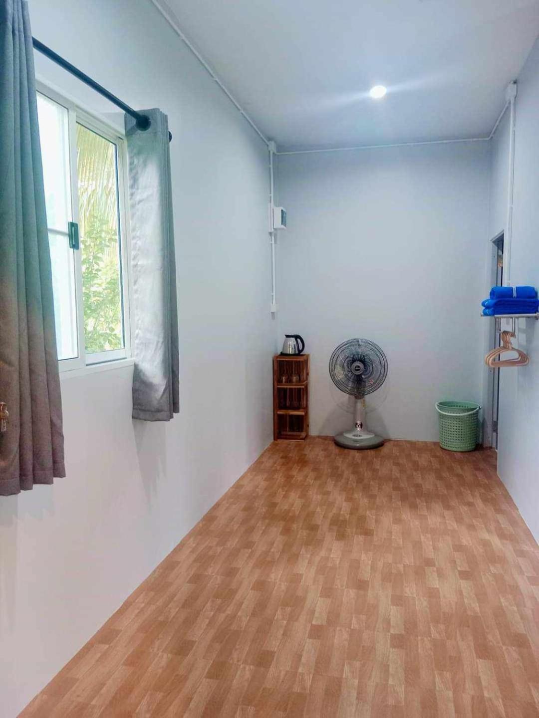 Family Resort Koh Phayam Extérieur photo